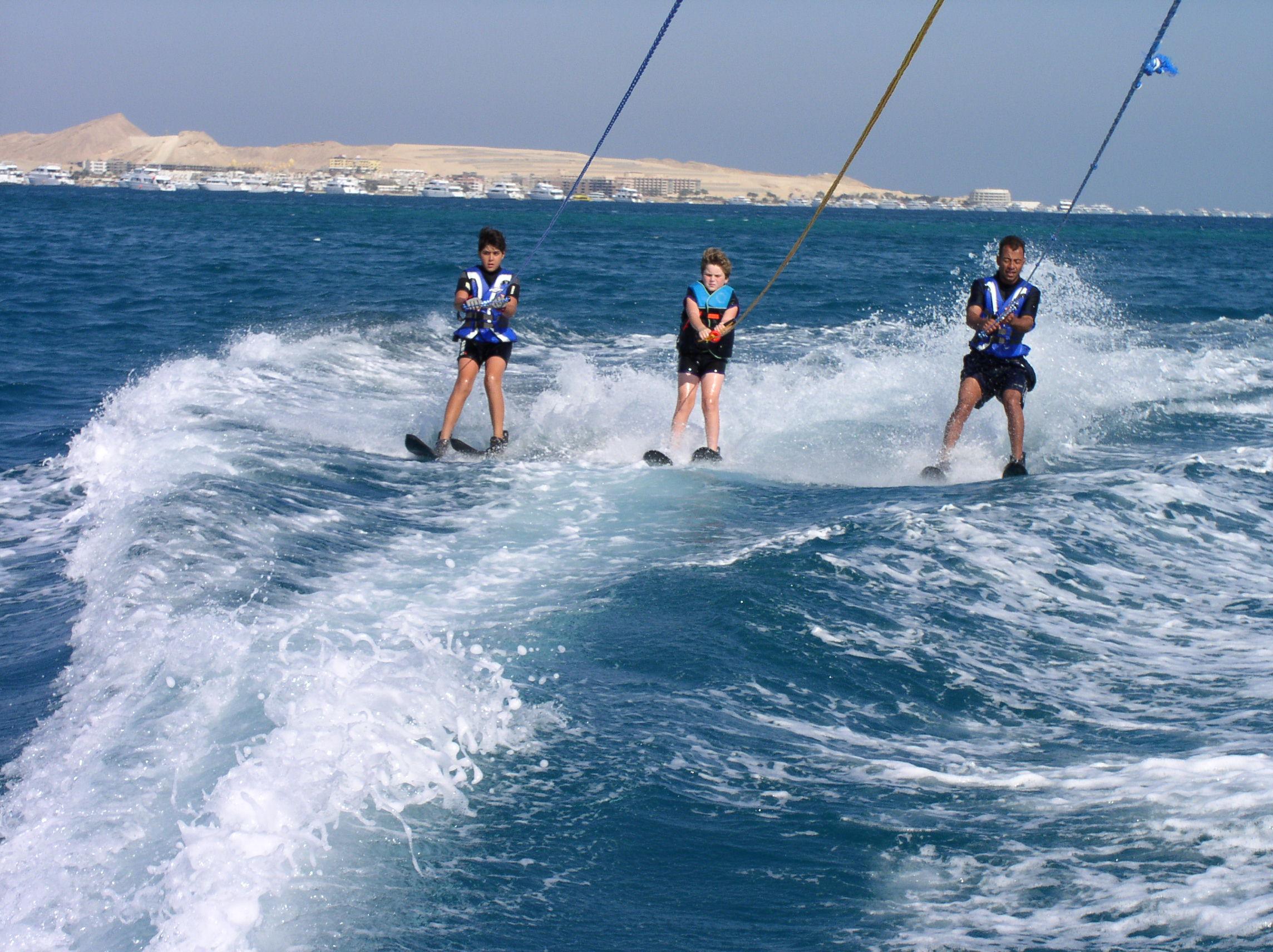 فندق شتيجنبرجر أكوا ماجيك الغردقة المظهر الخارجي الصورة Waterskiing in Egypt