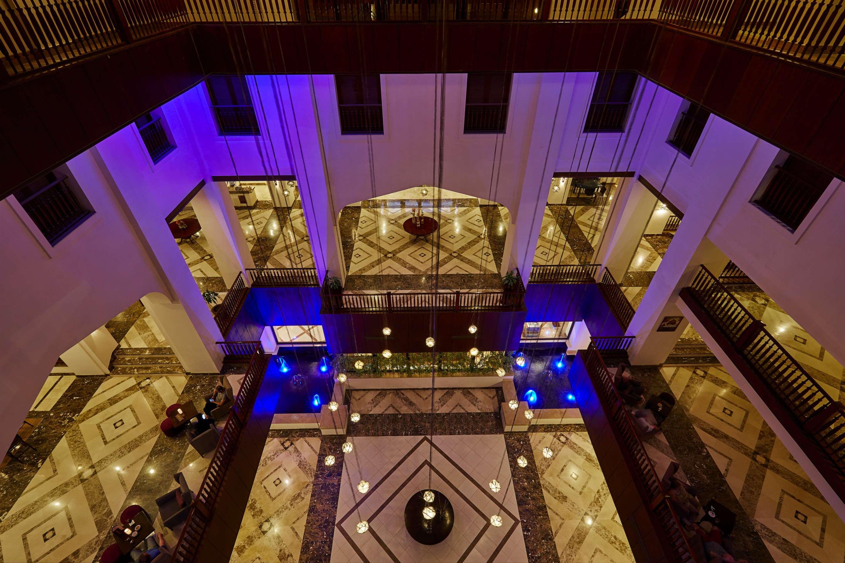فندق شتيجنبرجر أكوا ماجيك الغردقة المظهر الخارجي الصورة The lobby of the hotel