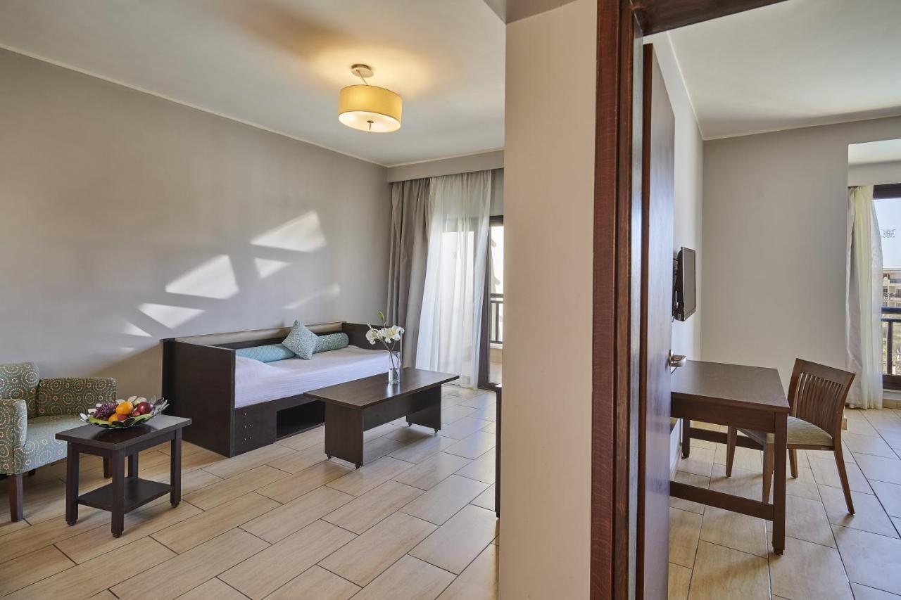 فندق شتيجنبرجر أكوا ماجيك الغردقة المظهر الخارجي الصورة A room at the hotel