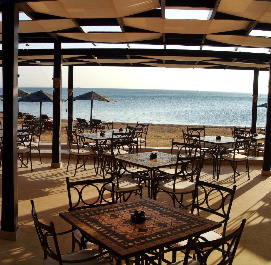 فندق شتيجنبرجر أكوا ماجيك الغردقة المظهر الخارجي الصورة Beach bar in Greece